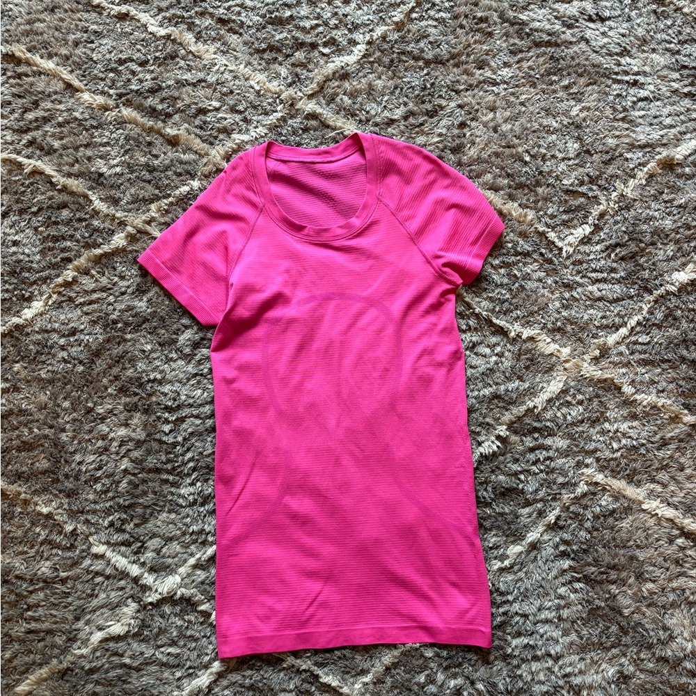 Lululemon swiftly tech